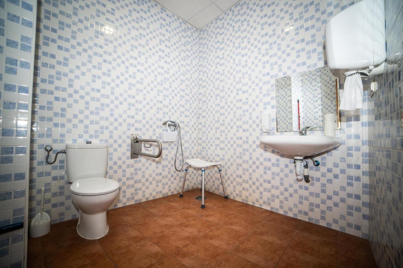 Albergue De Cuellar Exterior photo