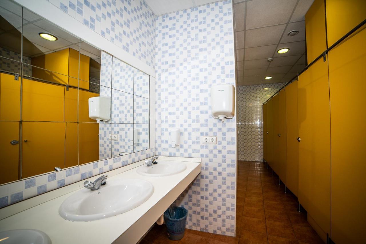 Albergue De Cuellar Exterior photo